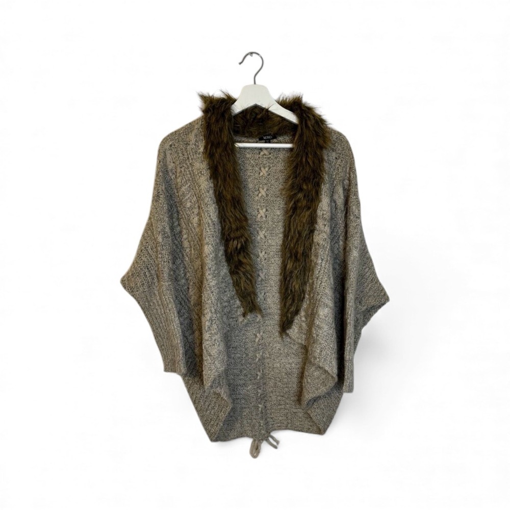 XOXO Womens‎ Cable Knit Faux Fur Trim Poncho Shawl Cardigan Sweater M - Picture 2 of 11